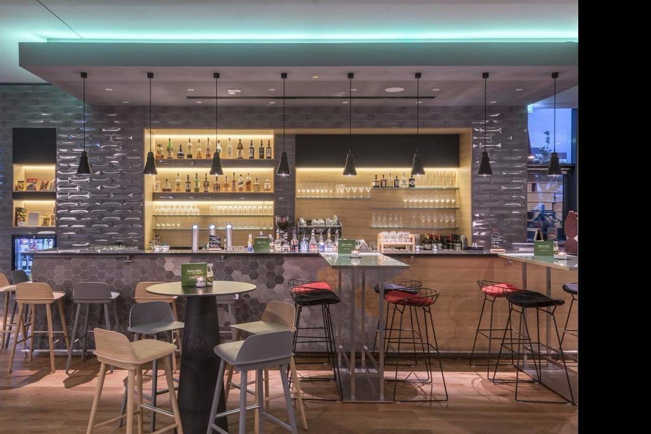 Holiday Inn Munich - Westpark By Ihg Exterior foto