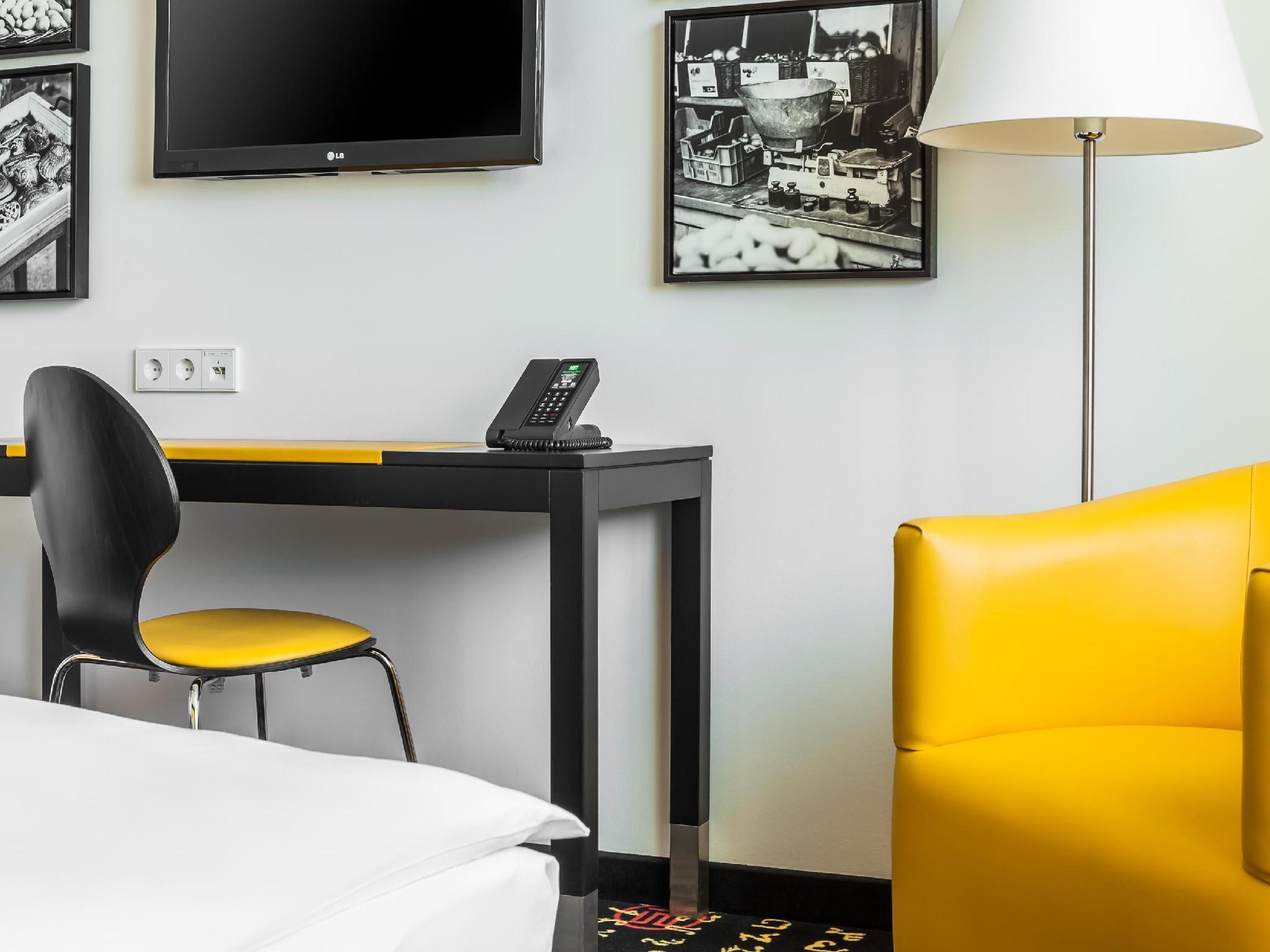 Holiday Inn Munich - Westpark By Ihg Exterior foto