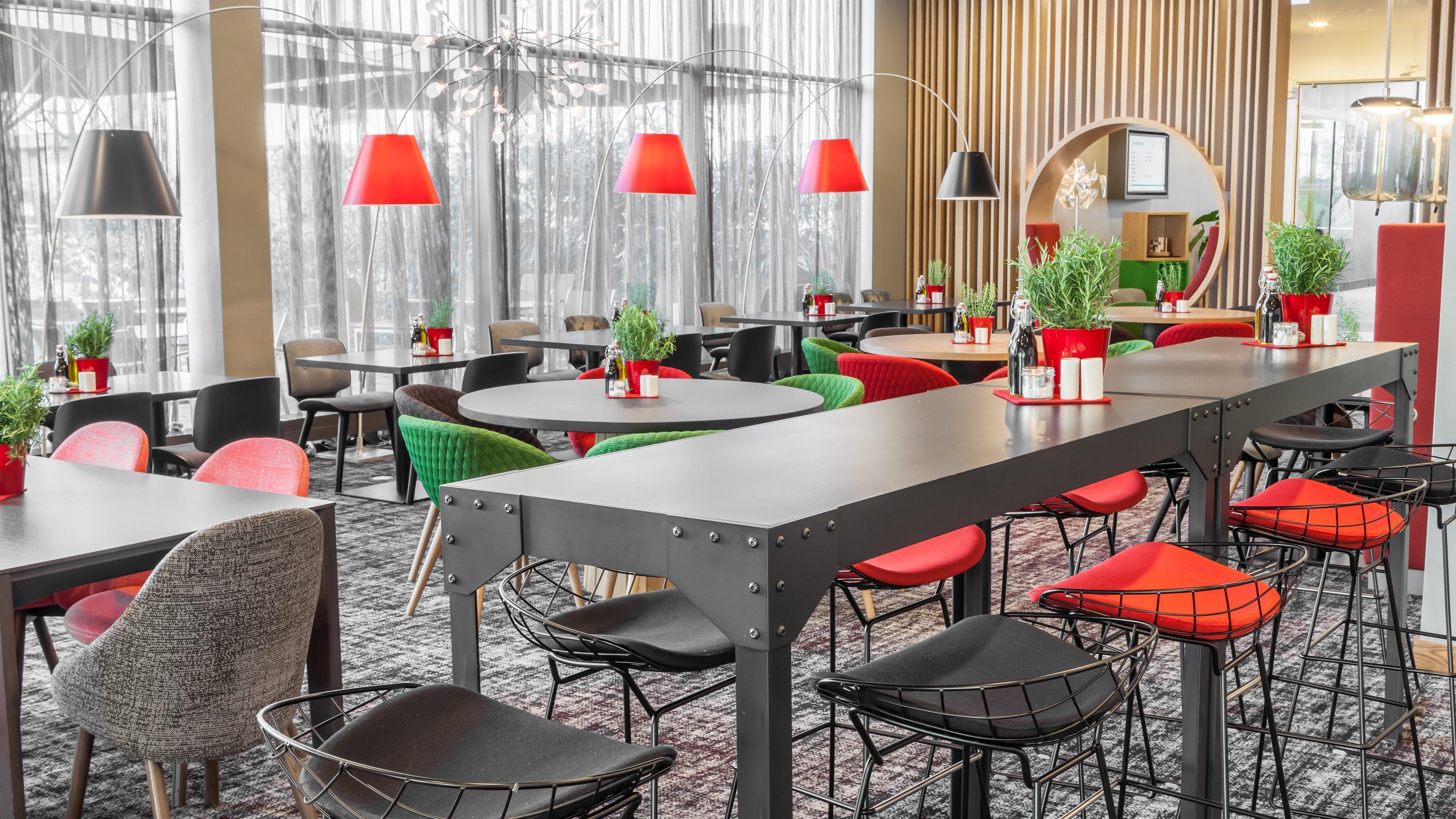 Holiday Inn Munich - Westpark By Ihg Exterior foto