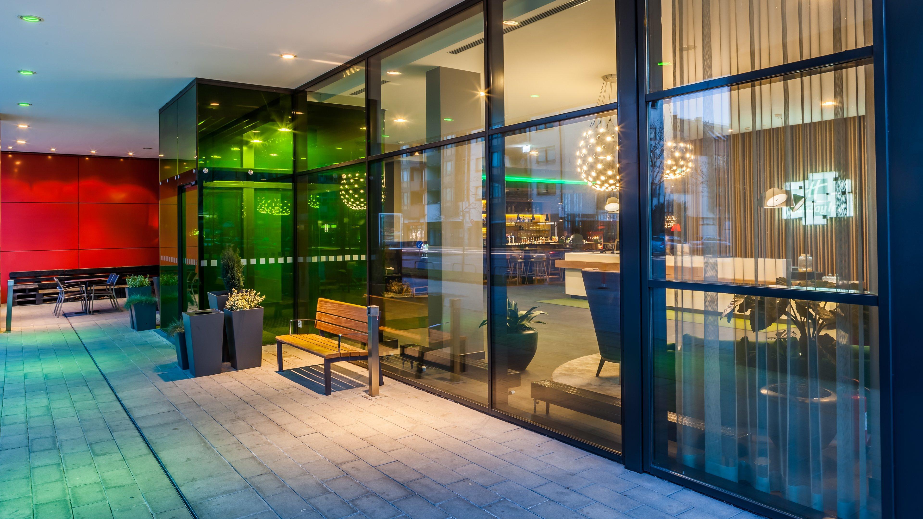 Holiday Inn Munich - Westpark By Ihg Exterior foto