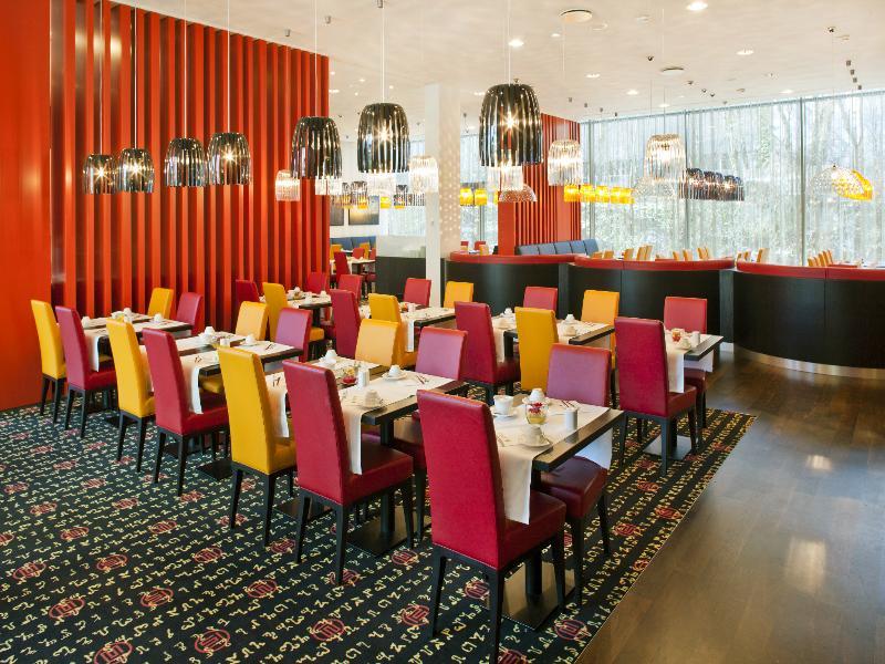 Holiday Inn Munich - Westpark By Ihg Exterior foto