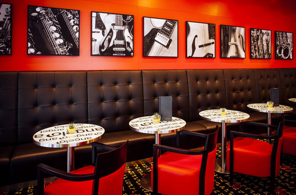 Holiday Inn Munich - Westpark By Ihg Exterior foto